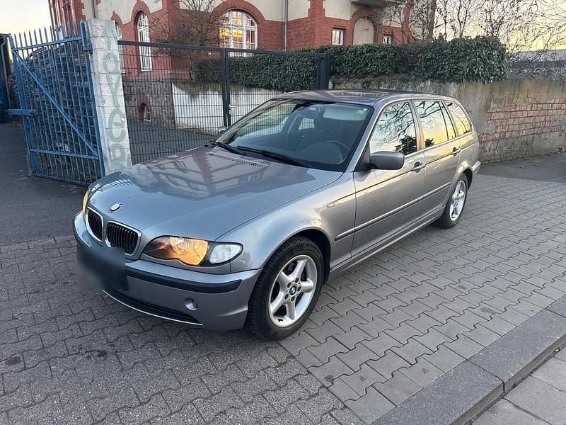 Gebraucht BMW 325 192 PS (141 kW) 2004 Grau Kombi