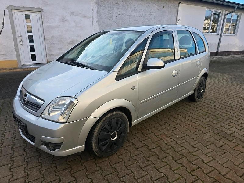 Gebraucht Opel Meriva 100 PS (73 kW) 2009 Silber Van / Kleinbus