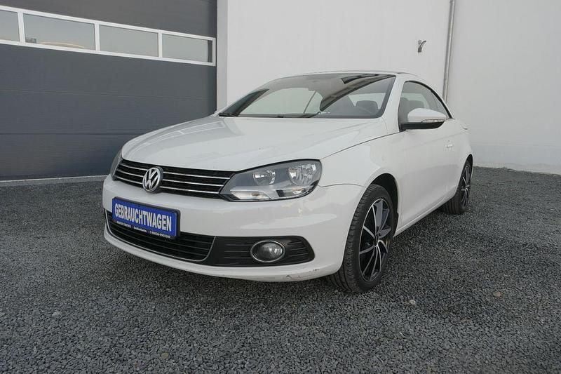Weiß Gebraucht 2011 VW Eos Basis Cabrio | 4.700 € (Guter Preis) - Bild 1/4