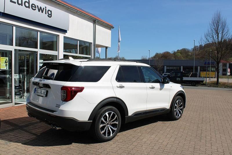 Gebraucht Ford Explorer ST-Line 457 PS (336 kW) 2024 Weiß SUV