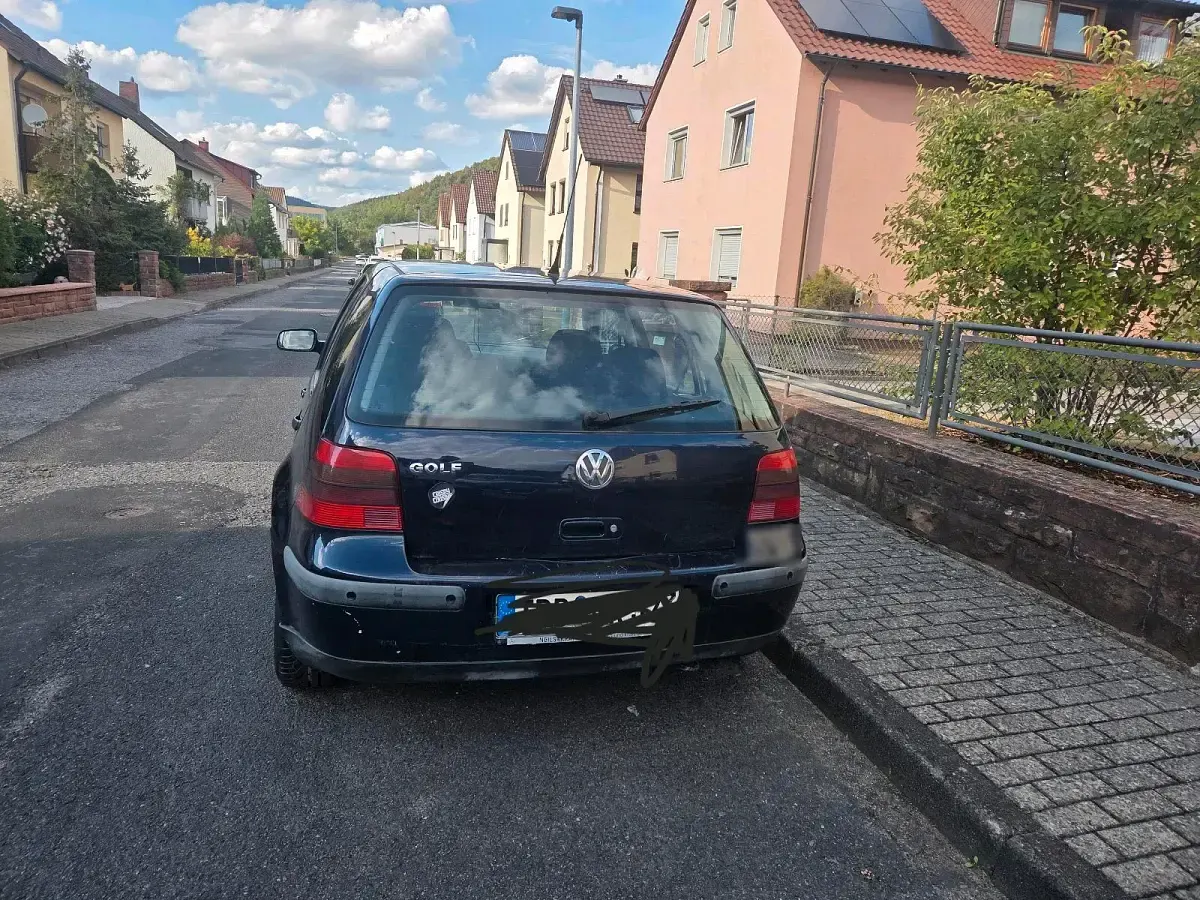 Gebraucht VW Golf IV 75 PS (55 kW) 1998 Blau Kleinwagen