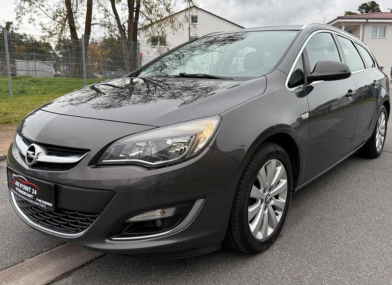 Braun Gebraucht 2015 Opel Astra Exklusiv Kombi | 3.799 € (Etwas zu teuer) - Bild 1/4