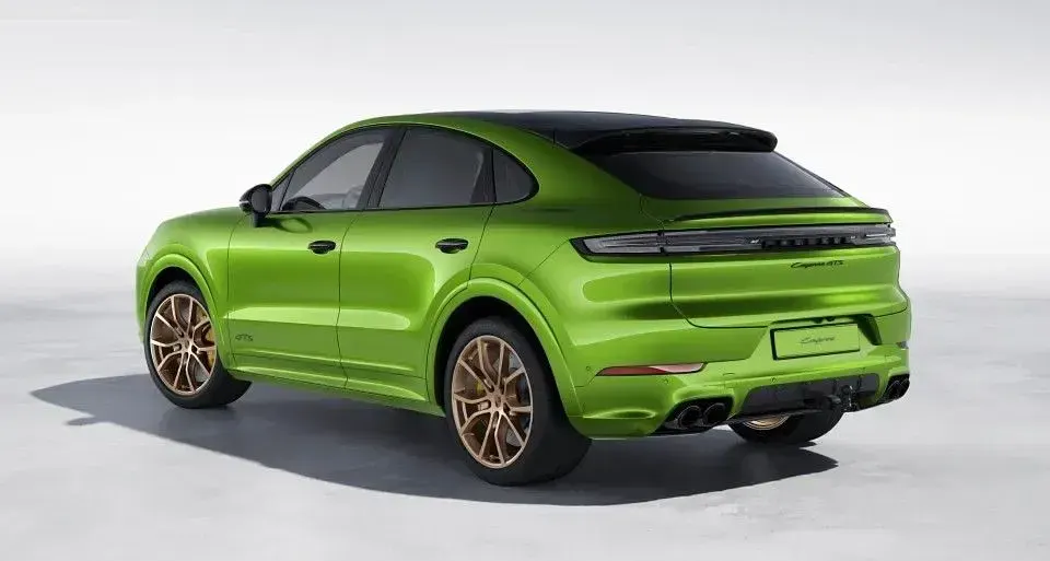 Gebraucht Porsche Cayenne 500 PS (367 kW) 2025 Grün SUV