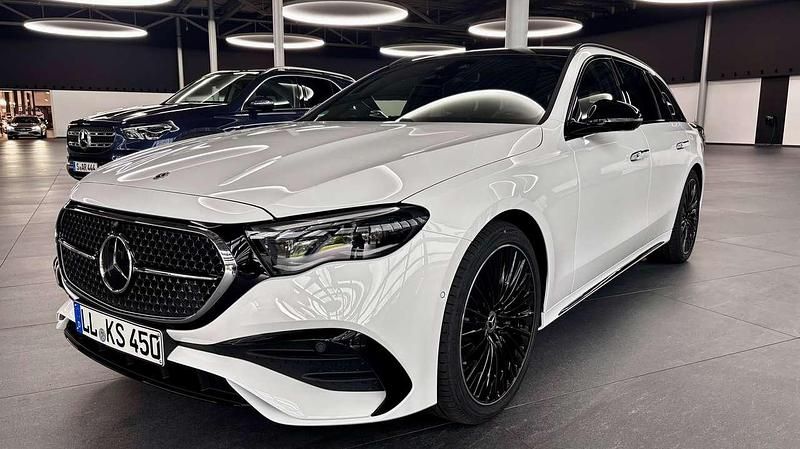 Weiß Gebraucht 2025 Mercedes E450 Premium Kombi | 77.870 € (Fairer Preis) - Bild 1/4