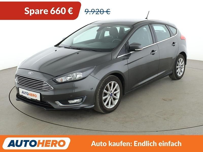 Gebraucht Ford Focus Titanium 125 PS (91 kW) 2016 Grau Limousine