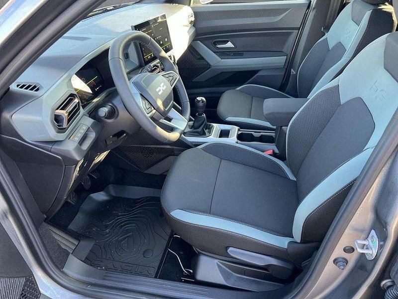 Neu Dacia Bigster Extreme 140 PS (102 kW) 2025 Dolomitgrau SUV