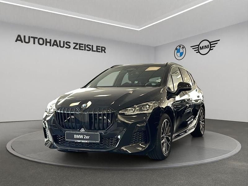 Neu BMW 220 Active Tourer M Sport 170 PS (125 kW) 2026 Saphirschwarz Van / Kleinbus