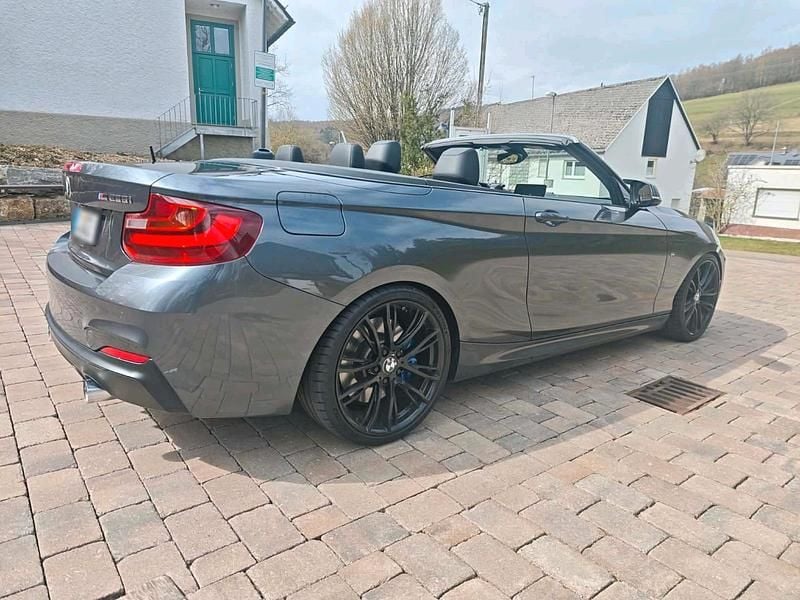 Gebraucht BMW M235 Performance 326 PS (239 kW) 2016 Grau Cabrio