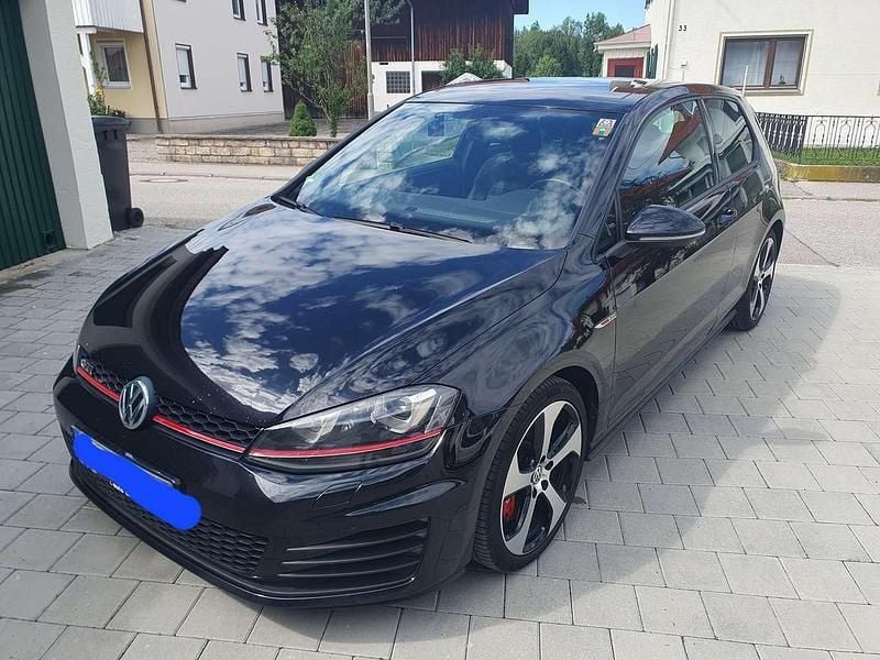 Schwarz Gebraucht 2013 VW Golf VII GTI Kleinwagen | 14.990 € (Etwas zu teuer) - Bild 1/4