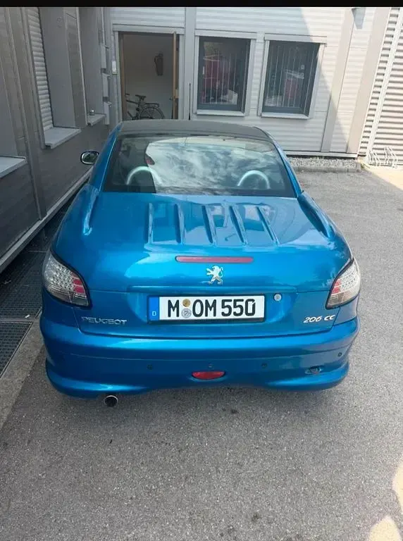 Gebraucht Peugeot 206 CC Platinum 109 PS (80 kW) 2005 Blau Cabrio