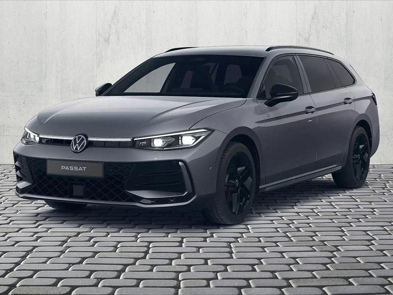 Neu VW Passat R-line 150 PS (110 kW) 2025 Diabasgrau metallic Kombi