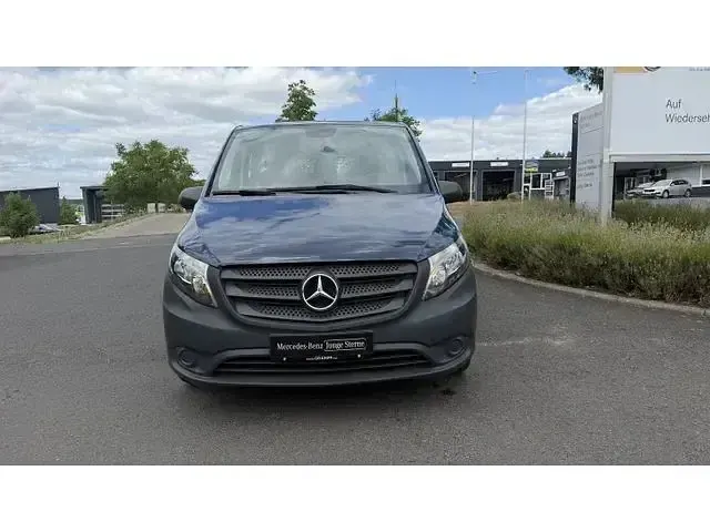 Gebraucht Mercedes Vito 136 PS (100 kW) 2022 Blau Van