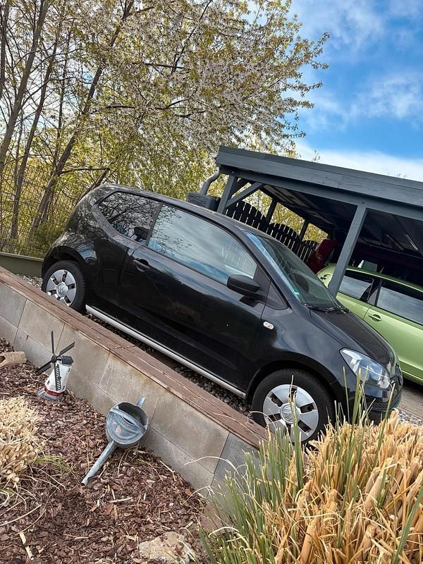Second-hand VW up! 60 CP (44 kW) 2012 Negru Hatchback