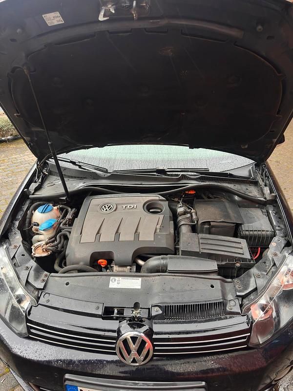 Gebraucht VW Golf VII Style 105 PS (77 kW) 2013 Schwarz Kombi