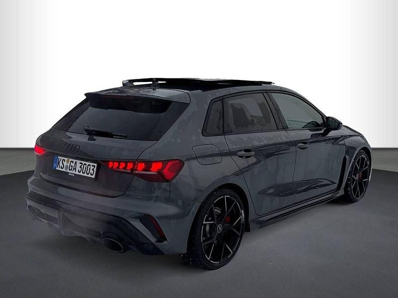 Usata Audi RS3 Sport 400 CV (294 kW) 2026 Grigio Berlina