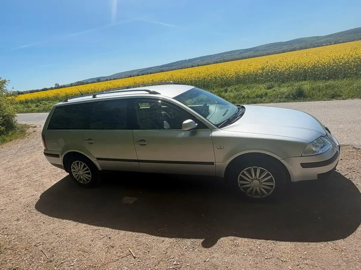 Usata VW Passat 116 CV (85 kW) 2001 Argento Station wagon