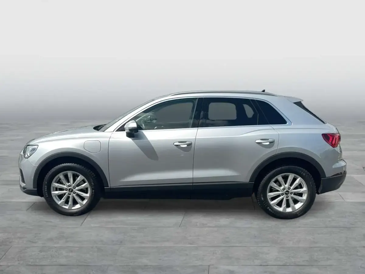 Gebraucht Audi Q3 Ambiente 245 PS (180 kW) 2022 Florettsilber metallic SUV