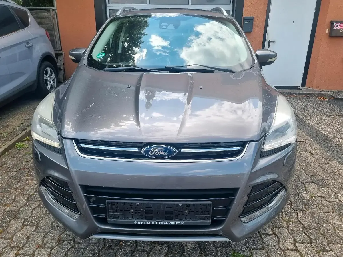 Gebraucht Ford Kuga 182 PS (133 kW) 2013 Grau SUV