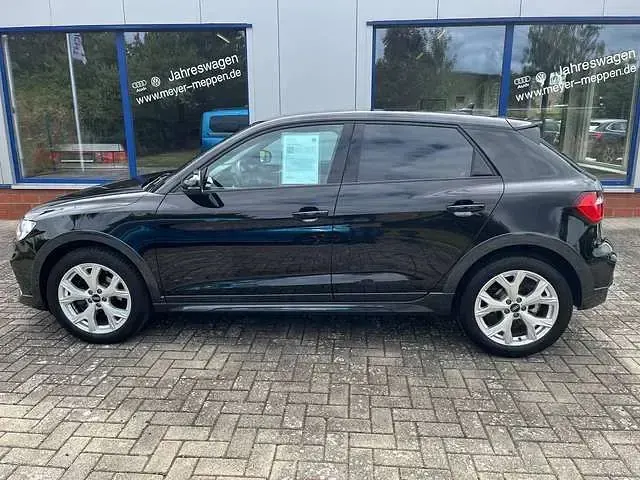 Gebraucht Audi A1 Sport 150 PS (110 kW) 2022 Mythosschwarz (metallic) SUV