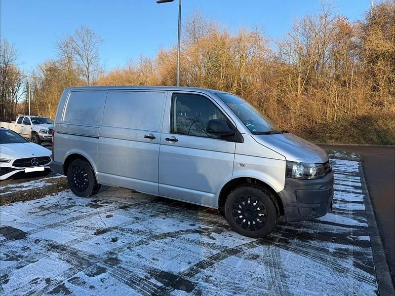 Gebraucht VW Transporter 140 PS (102 kW) 2012 Silber Van