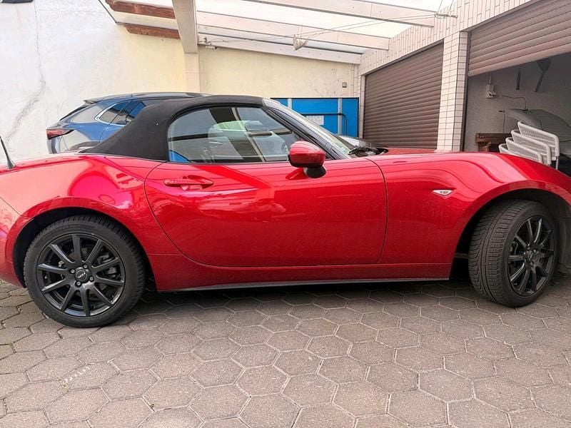 Gebraucht Mazda MX5 131 PS (96 kW) 2018 Rot Cabrio