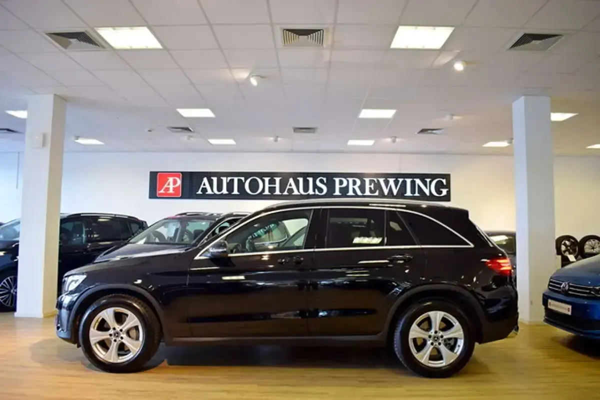 Gebraucht Mercedes GLC250 Exclusive 211 PS (155 kW) 2018 Schwarz SUV