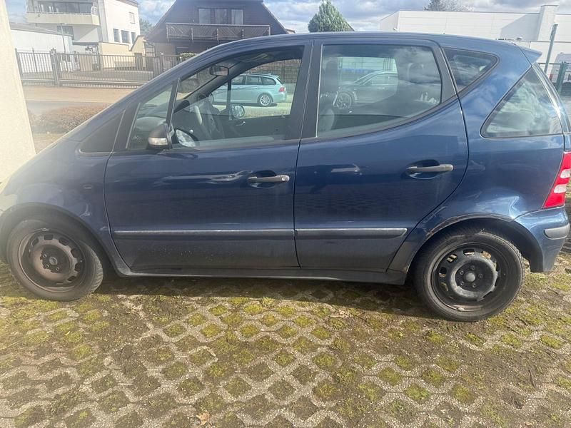Gebraucht Mercedes A140 82 PS (60 kW) 2003 Blau Kleinwagen