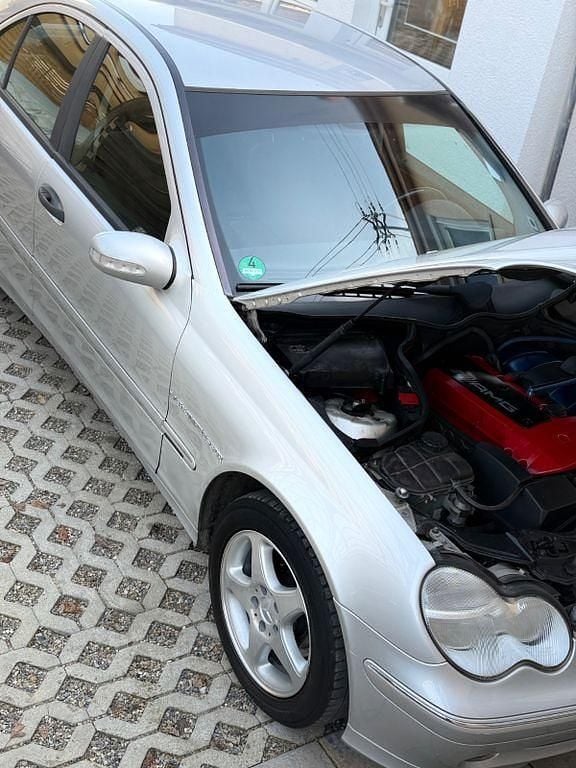Gebraucht Mercedes C180 122 PS (89 kW) 2000 Silber Limousine
