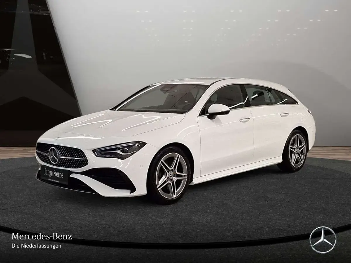 Gebraucht Mercedes CLA200 Advanced Plus 150 PS (110 kW) 2025 Weiß Limousine