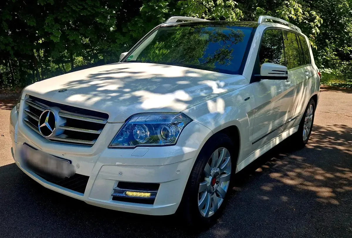 Gebraucht Mercedes GLK250 204 PS (150 kW) 2011 Weiß SUV