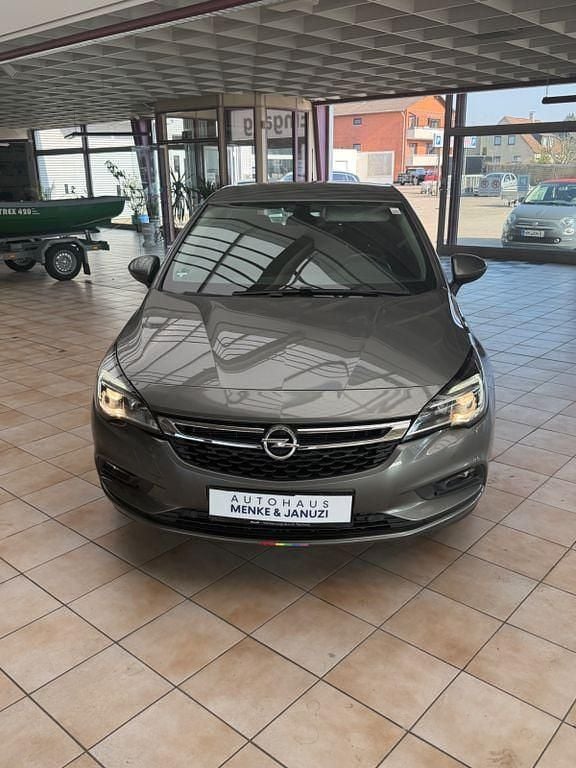 Gebraucht Opel Astra 105 PS (77 kW) 2019 Grau Limousine