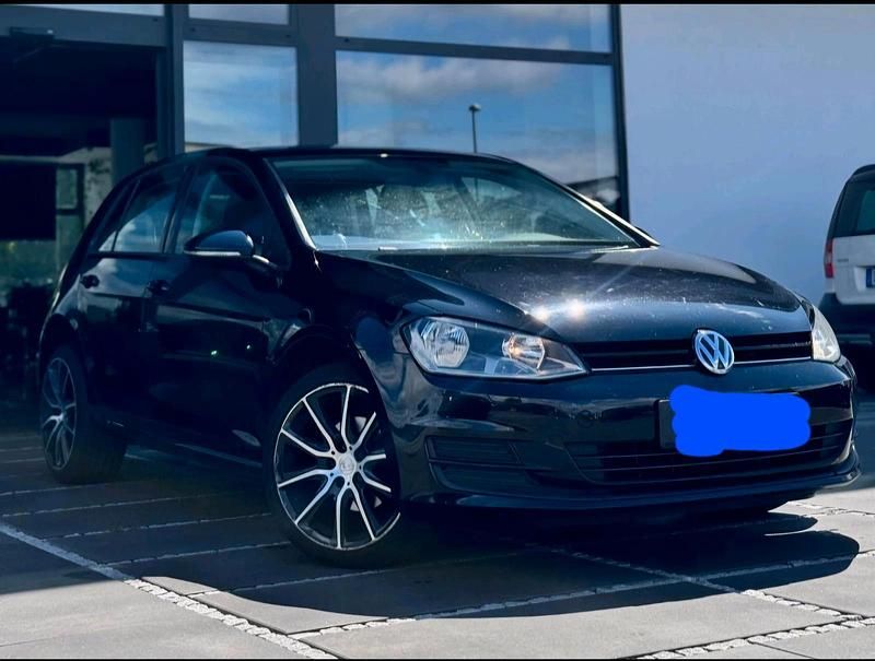 Schwarz Gebraucht 2014 VW Golf Limousine | 10.500 € (Fairer Preis) - Bild 1/4