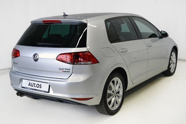 Gebraucht VW Golf VII Highline 150 PS (110 kW) 2016 Silber metallic Limousine