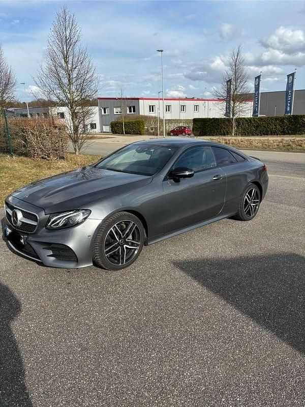 Gebraucht Mercedes E200 184 PS (135 kW) 2019 Grau Coupé