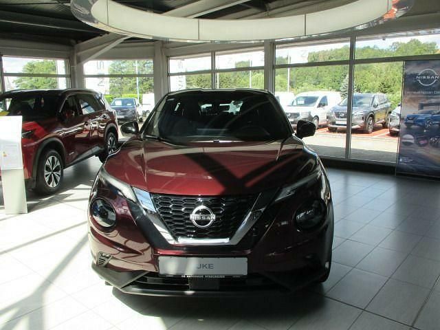 Gebraucht Nissan Juke Tekna 114 PS (83 kW) 2024 Burgundy metallic (nbq) SUV