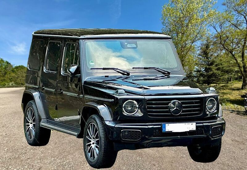 Schwarz Gebraucht 2025 Mercedes G450 AMG SUV | 167.900 € (Superpreis) - Bild 1/4