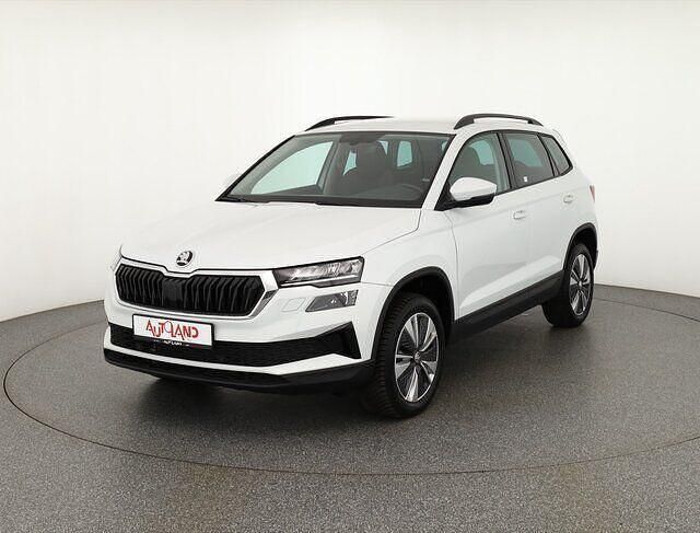 Weiß Gebraucht 2023 Skoda Karoq SUV | 29.890 € (Guter Preis) - Bild 1/4