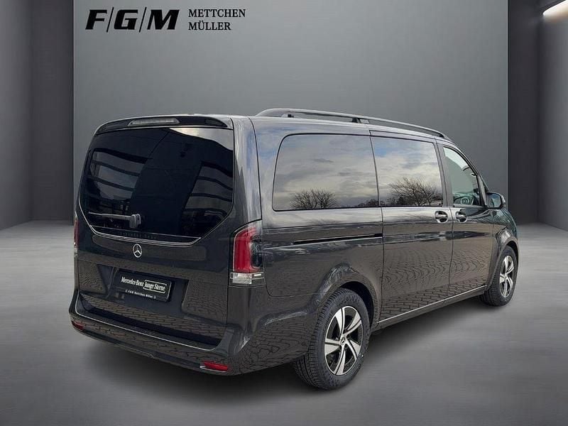 Gebraucht Mercedes V250 Style 190 PS (139 kW) 2024 Graphitgrau metallic Van / Kleinbus
