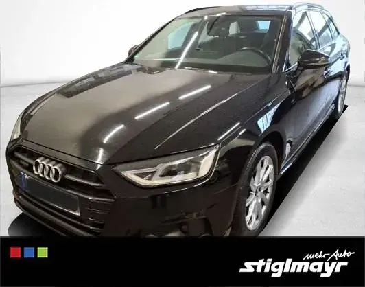 Gebraucht Audi A4 Advanced 204 PS (150 kW) 2021 Mythosschwarz metallic Kombi