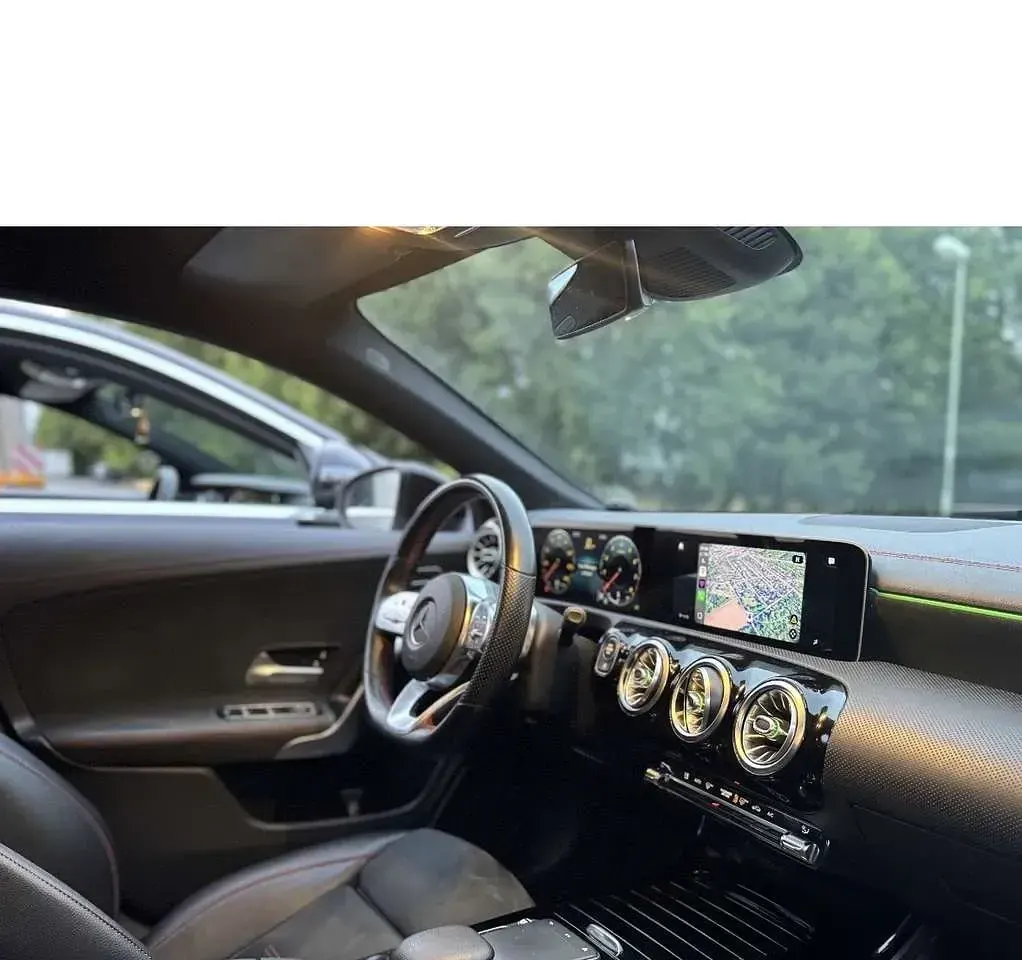 Gebraucht Mercedes CLA180 136 PS (100 kW) 2019 Weiß Coupé