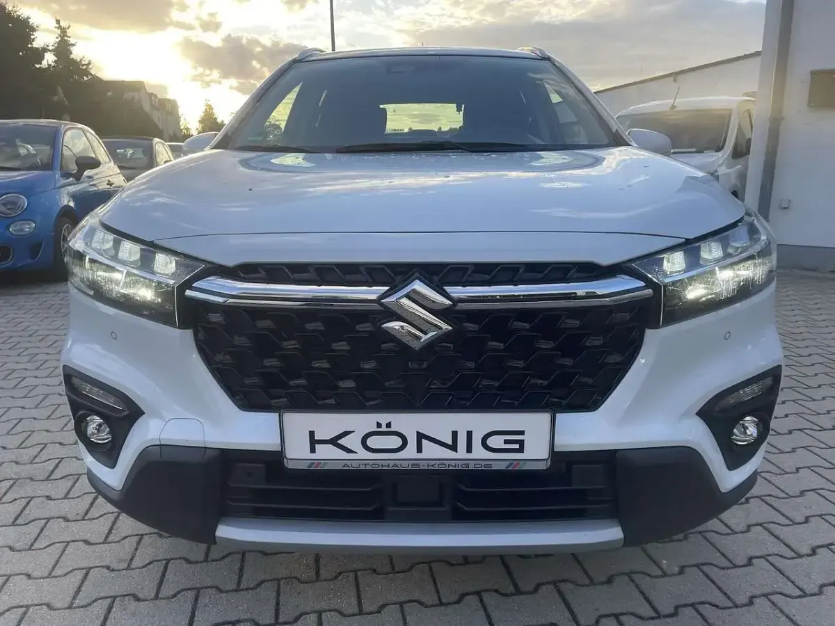 Gebraucht Suzuki SX4 S-Cross Comfort 102 PS (75 kW) 2024 Weiß SUV
