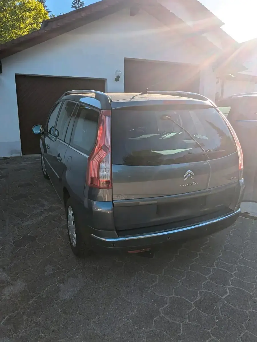 Gebraucht Citroën C4 110 PS (80 kW) 2011 Silber Van / Kleinbus
