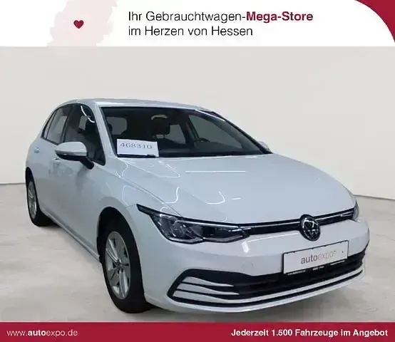 Gebraucht VW Golf VIII Life 131 PS (96 kW) 2022 Limousine