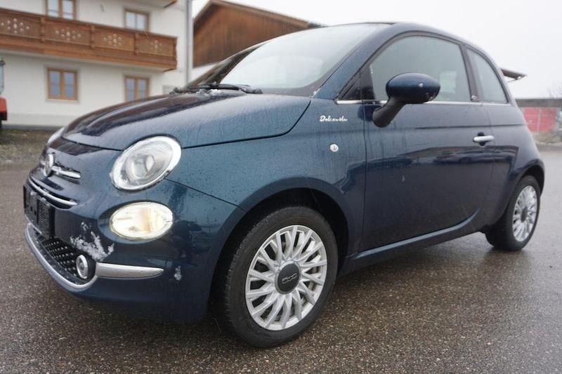 Blau Gebraucht 2022 Fiat 500C Dolcevita Cabrio | 10.900 € (Guter Preis) - Bild 1/4