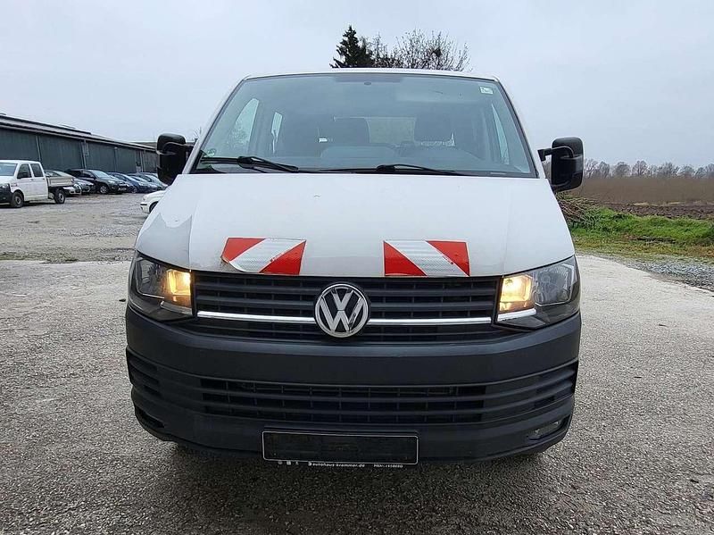 Candyweiß Gebraucht 2018 VW T6 Van | 10.999 € - Bild 1/4