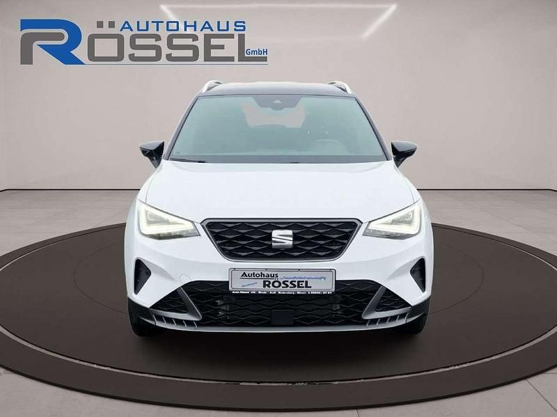 Neu Seat Arona FR 150 PS (110 kW) 2026 Nevada weiß/dach midnight schw SUV