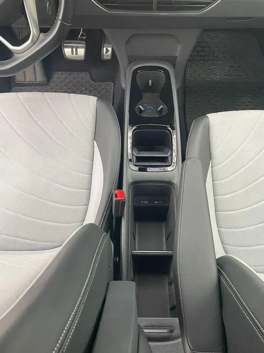 Gebraucht VW ID.3 Pro Performance 150 kW (204 PS) 2022 Weiß Kleinwagen