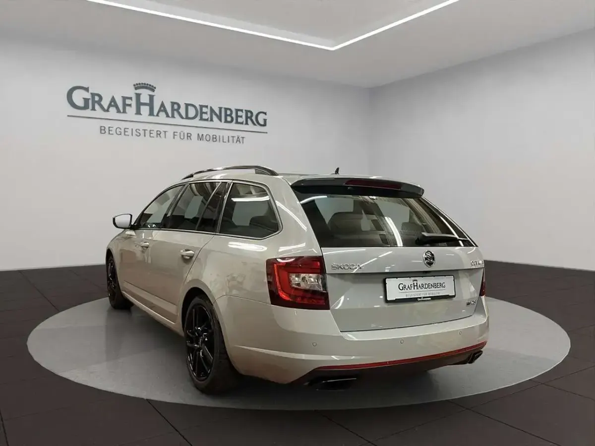 Gebraucht Skoda Octavia RS 245 PS (180 kW) 2020 Steelgrau Kombi