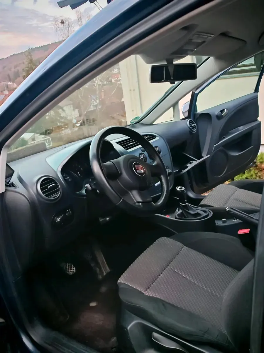 Gebraucht Seat Leon 125 PS (91 kW) 2009 Blau Kleinwagen