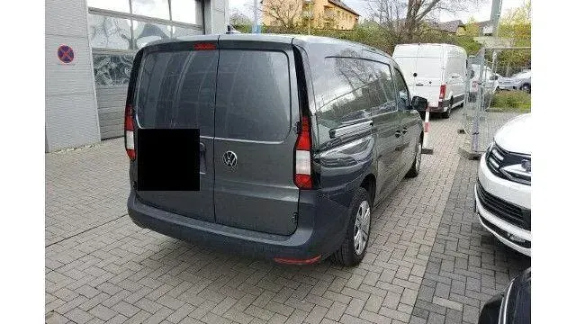 Gebraucht VW Caddy Maxi 122 PS (89 kW) 2023 Grau Van / Kleinbus